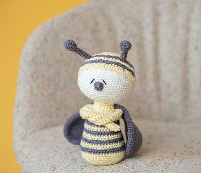 Amigurumi Bee